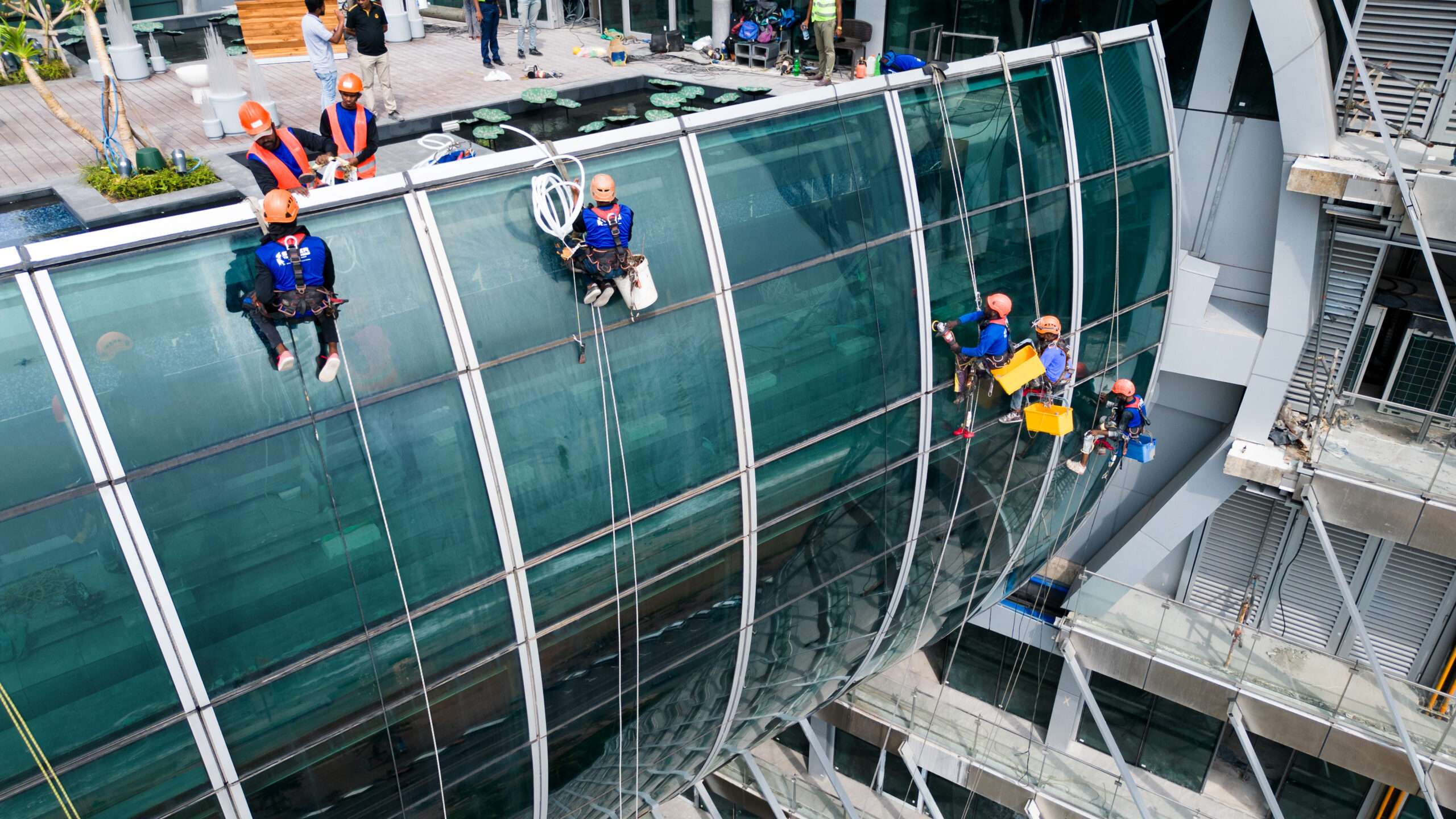 ITC Ratnadipa Colombo One Rope Access Facade Cleaning by Spider Technologies: Your One-Stop Rope Access Solution Provider for Industrial, Commercial, and Residential Buildings in Sri Lanka.